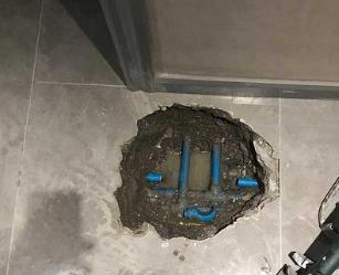 荔湾阳台漏水维修公司分享下暖气管道漏水的原因有哪些